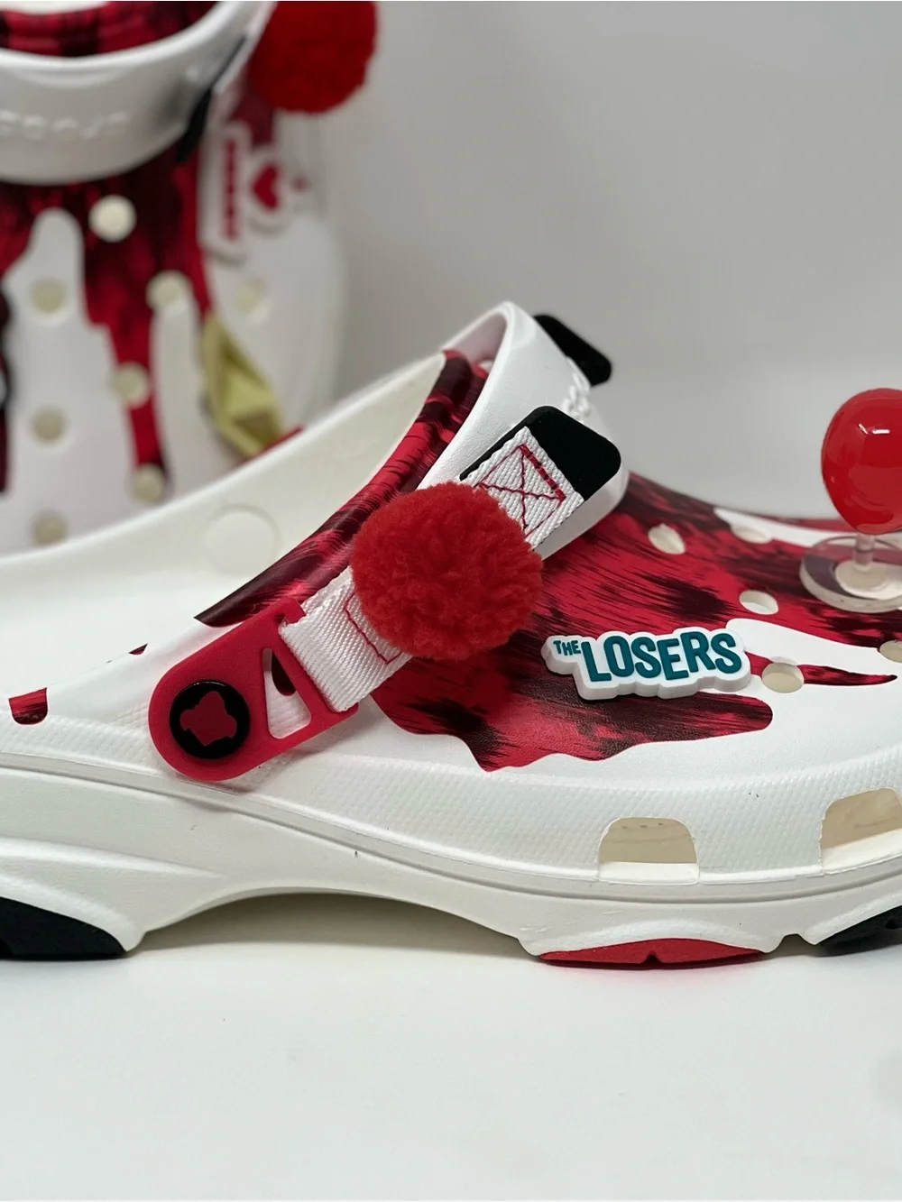 Penny Wise CROCS Limited edition